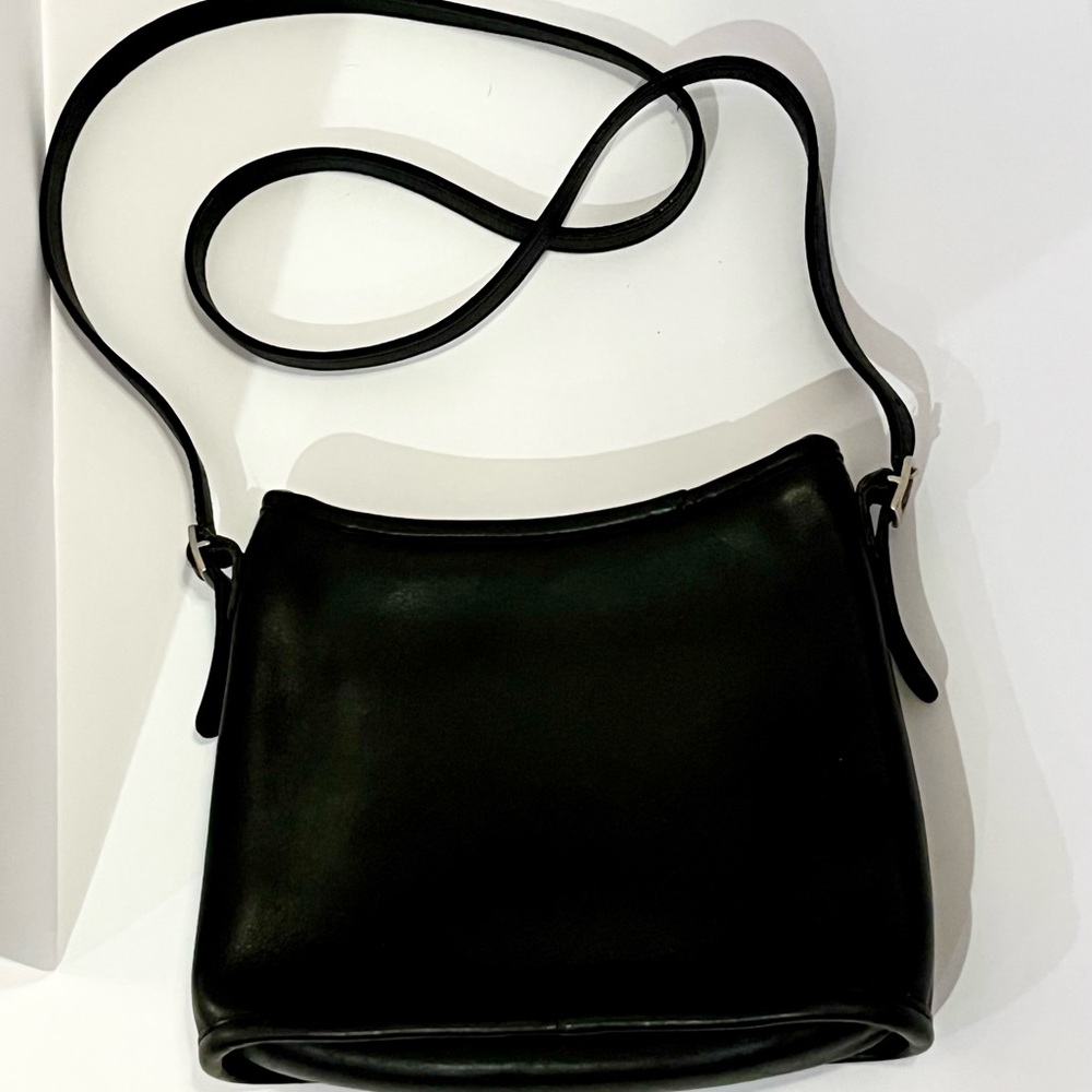 Vintage Coach Mambo Black Crossbody Bag #9062 - Picture 2 of 10